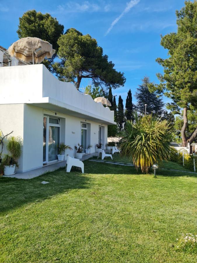 Villa Tropical Francavilla Al Mare Exterior photo