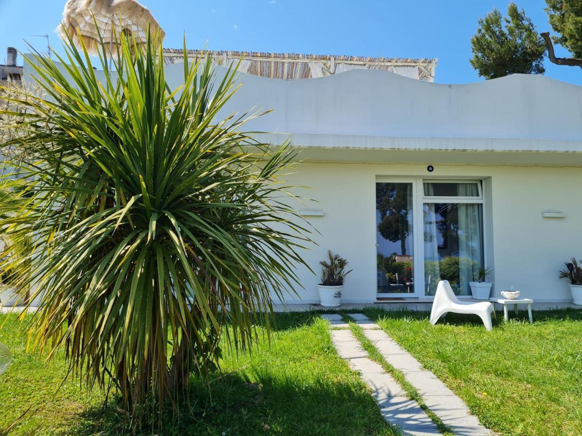 Villa Tropical Francavilla Al Mare Exterior photo
