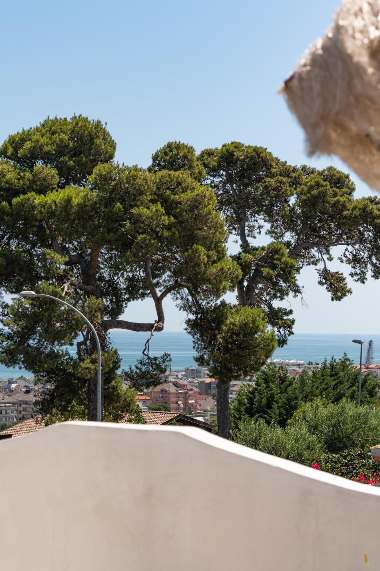 Villa Tropical Francavilla Al Mare Exterior photo